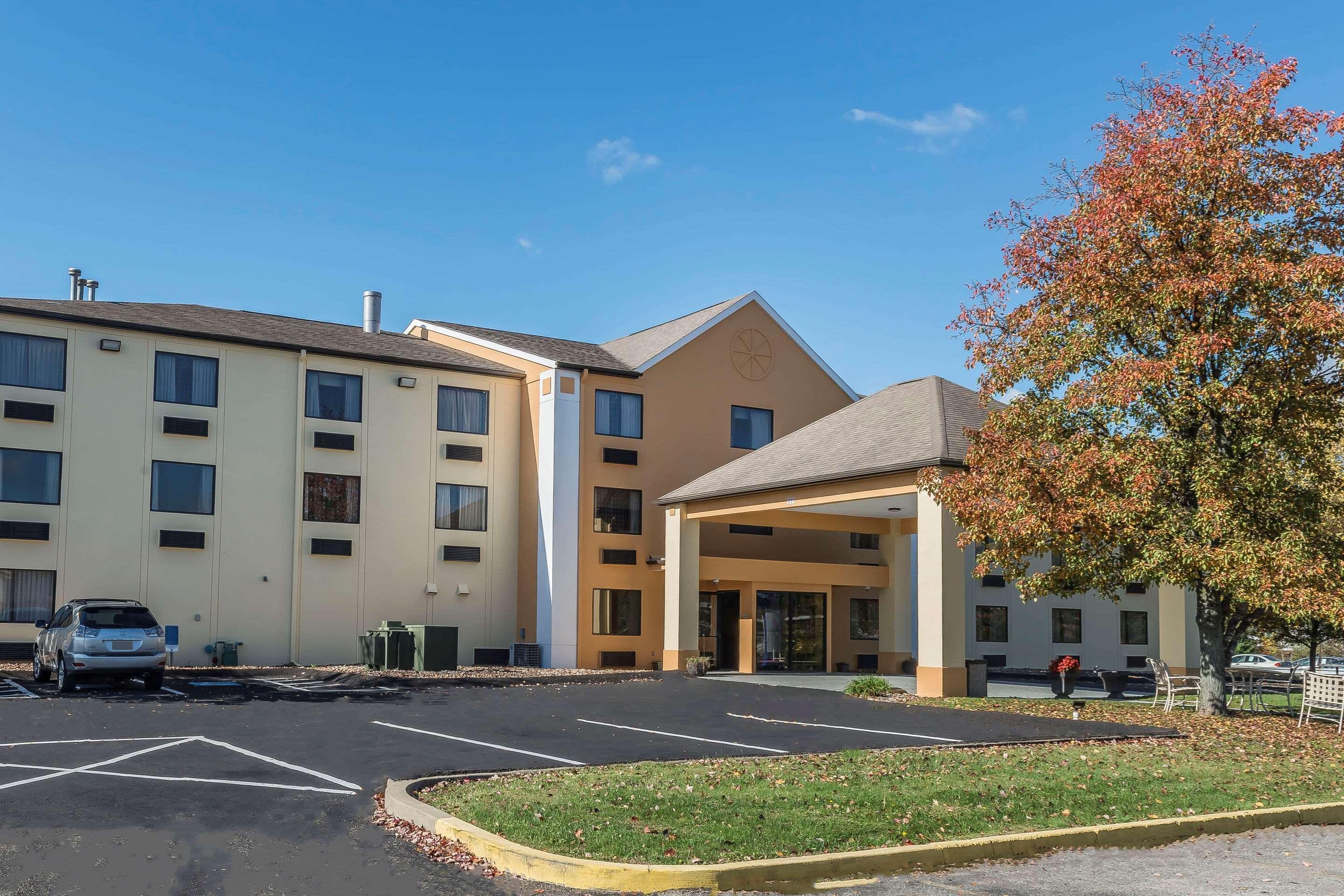 Quality Inn & Suites Harmarville Exterior foto